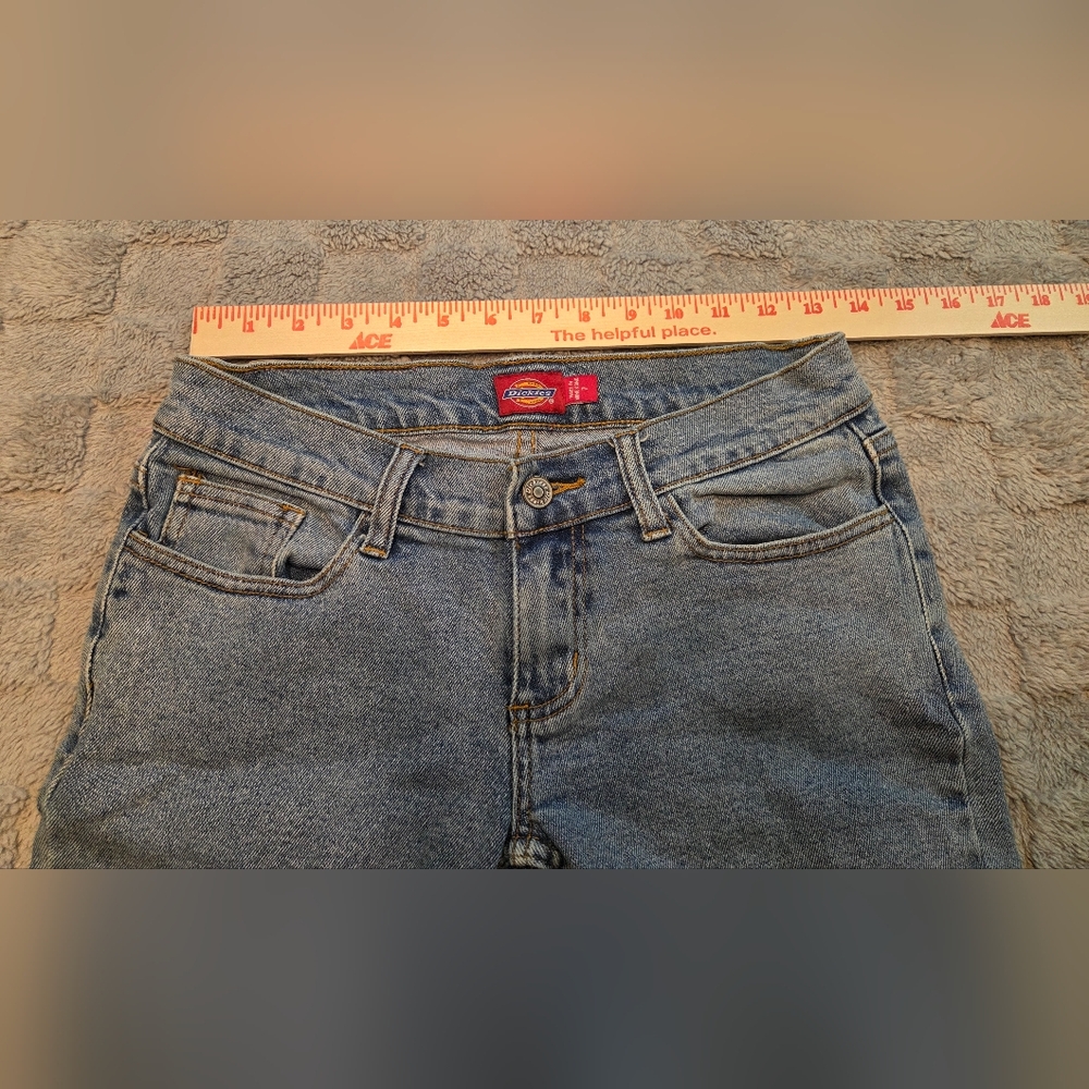 Dickies Cropped Jeans Womens 7 Blue Denim Cotton Med. Wash Denim Cuffed Hem - Picture 3 of 13